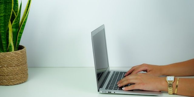Sicher online unterwegs - 3 essenzielle Tipps für mehr Sicherheit im Netz